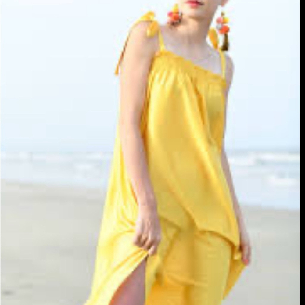 H&M Yellow Sleeveless Beach Dress
